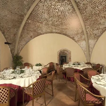 Castello Di Carimate