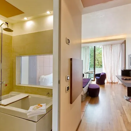 Castello Di 4* Carimate