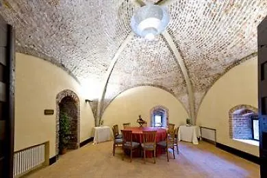 ホテル Castello Di Carimate
