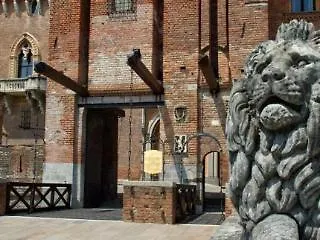ホテル Castello Di