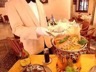 Castello Di ホテル