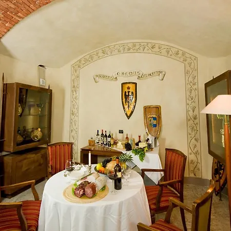 Castello Di 4*