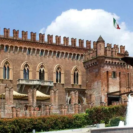 ホテル Castello Di Carimate